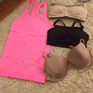 Anderaemer tank, 2 tops and 1 VS bra 34DDD